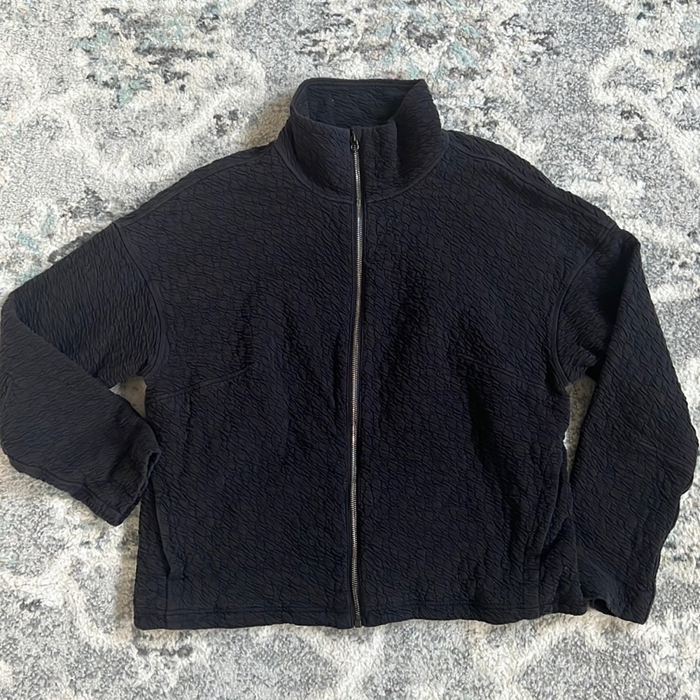 Lululemon Rippled Full Zip Jacket in Black